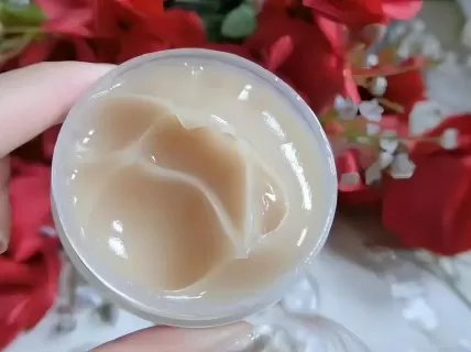 How to Use Face Oils, Whatever Your Skin Type