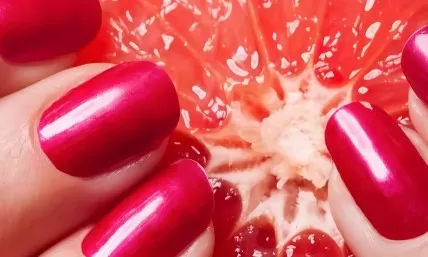 "Fruit Salad" Nails Are the Perfect Summer Manicure